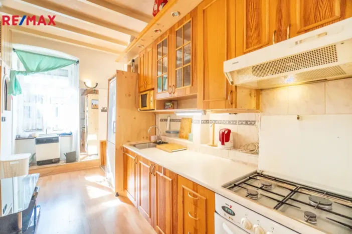 Prodej bytu 1+1, Praha, Vlkova, 34 m2