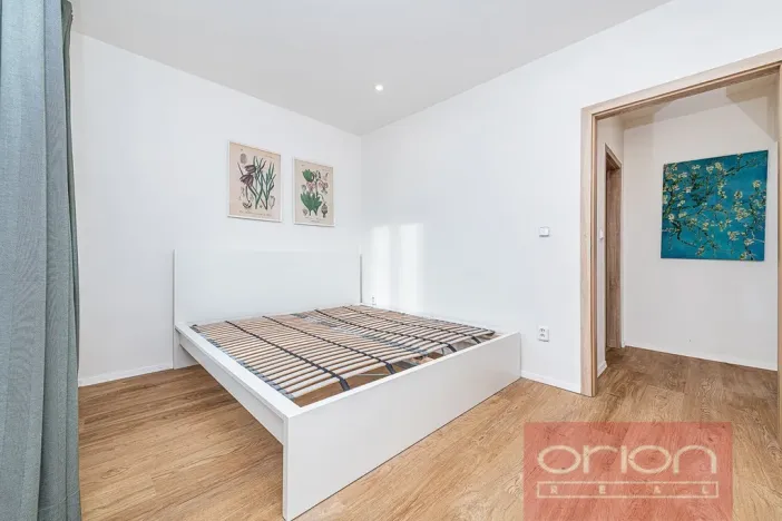 Pronájem bytu 3+1, Praha - Vinohrady, Slavíkova, 82 m2