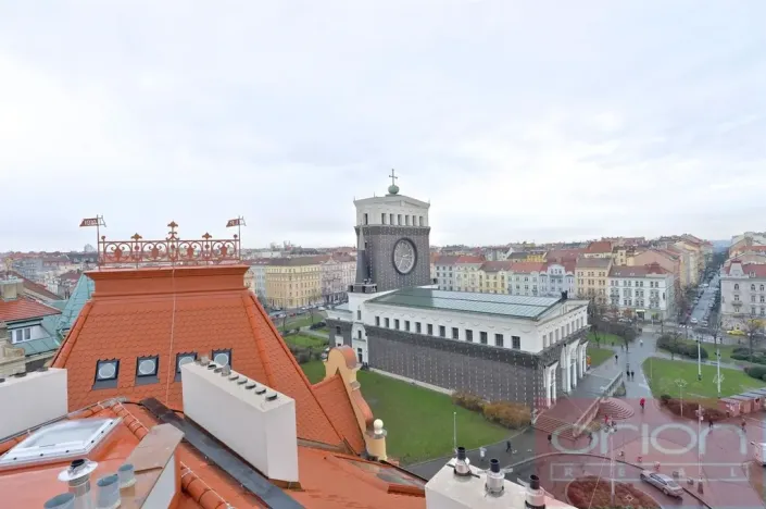 Pronájem bytu 2+kk, Praha - Vinohrady, náměstí Jiřího z Poděbrad, 60 m2