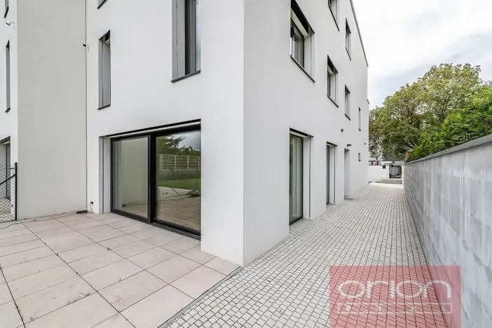 Pronájem rodinného domu, Praha - Stodůlky, Ke Koh-i-nooru, 282 m2