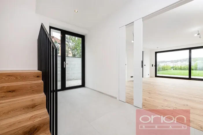 Pronájem rodinného domu, Praha - Stodůlky, Ke Koh-i-nooru, 282 m2