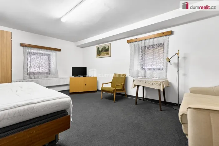 Prodej chalupy, Žlutice - Verušice, 450 m2