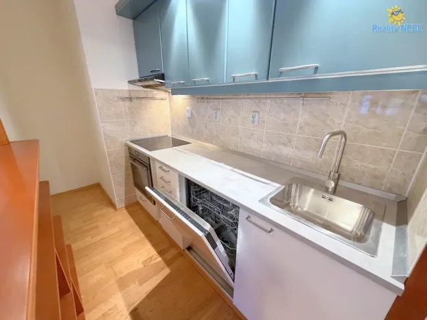 Pronájem bytu 2+kk, Praha - Košíře, Naskové, 65 m2