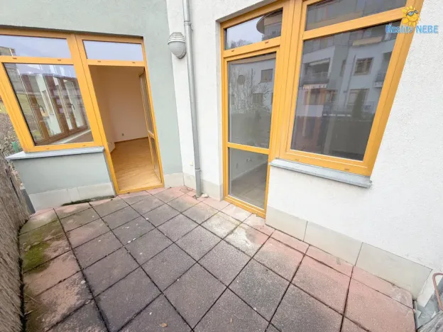 Pronájem bytu 2+kk, Praha - Košíře, Naskové, 65 m2