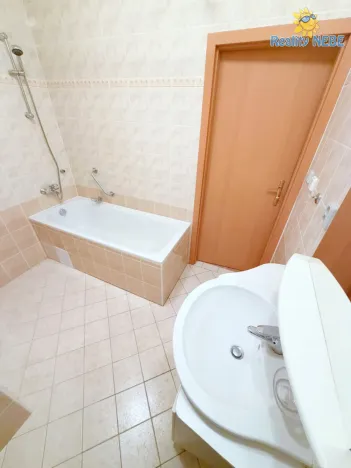 Pronájem bytu 2+kk, Praha - Košíře, Naskové, 65 m2