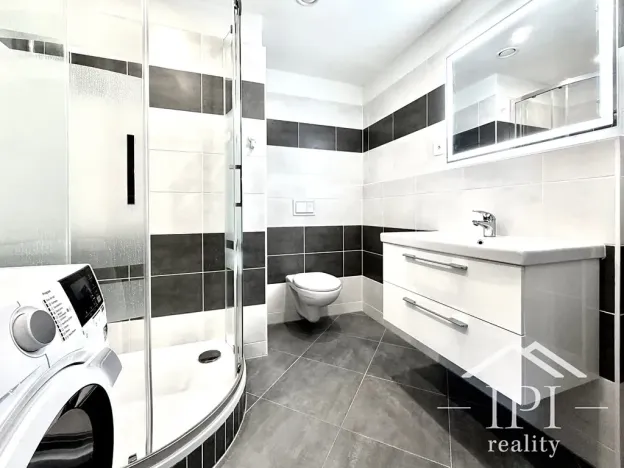 Pronájem bytu 1+kk, Praha - Hodkovičky, Šífařská, 35 m2