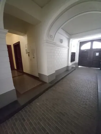 Pronájem bytu 2+kk, Praha - Holešovice, Letohradská, 48 m2