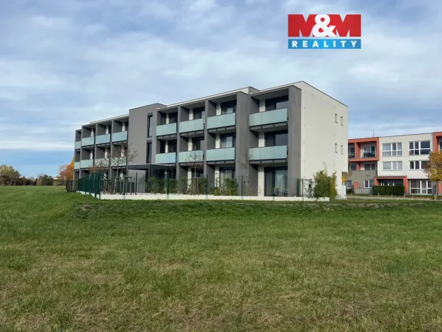 Pronájem bytu 1+kk, Třeboň - Třeboň II, Jiřího Havlise, 37 m2