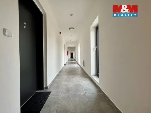 Pronájem bytu 1+kk, Třeboň - Třeboň II, Jiřího Havlise, 37 m2