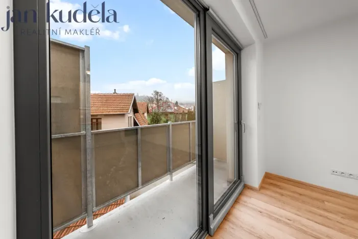 Pronájem bytu 1+kk, Brno, Líšeňská, 29 m2