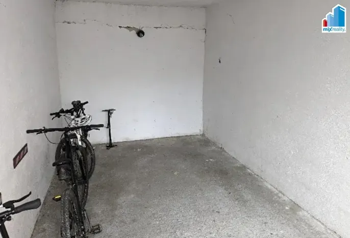 Pronájem garáže, Plzeň - Východní Předměstí, Jetelová, 17 m2