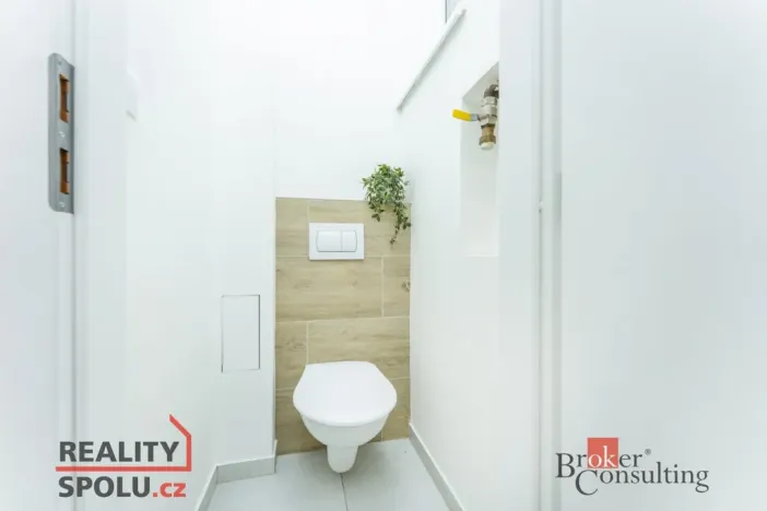 Pronájem bytu 2+kk, Praha - Krč, Za Zelenou liškou, 52 m2