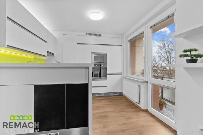 Pronájem bytu 2+kk, Uherské Hradiště, Stará Tenice, 56 m2