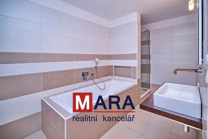 Pronájem kanceláře, Olomouc, Legionářská, 116 m2