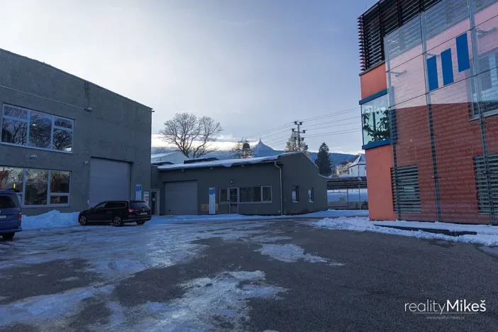 Prodej výrobních prostor, Liberec, Malodoubská, 3613 m2