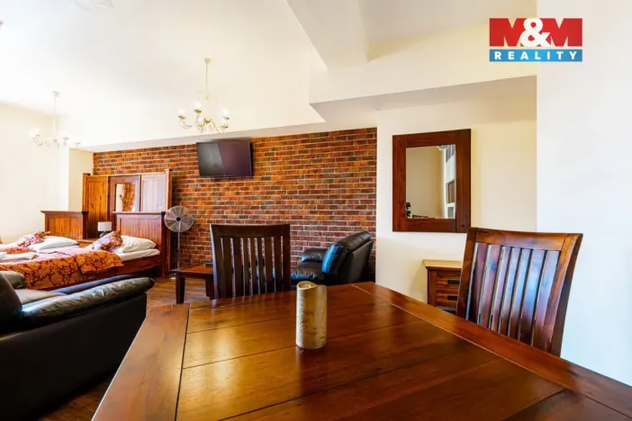 Pronájem bytu 2+kk, Plzeň - Vnitřní Město, Zbrojnická, 80 m2