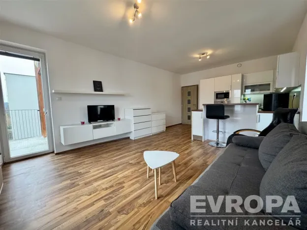 Prodej bytu 2+kk, Plzeň - Valcha, Špačková, 55 m2