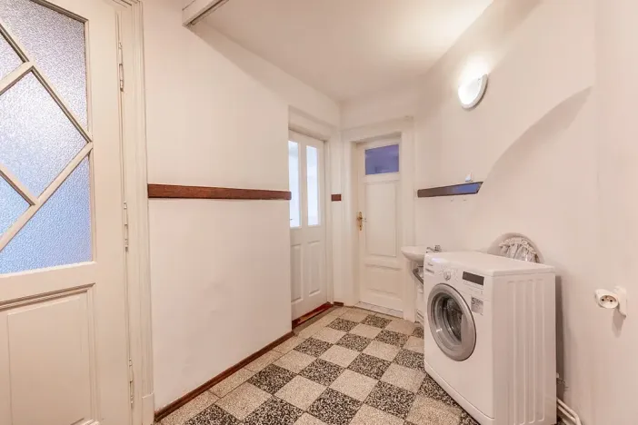 Pronájem bytu 2+1, Teplice, Čs. dobrovolců, 84 m2