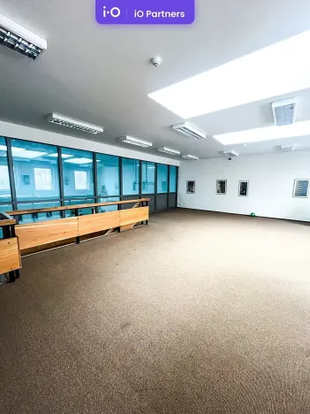 Pronájem obchodního prostoru, Liberec, Čerchovská, 195 m2