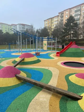 Pronájem bytu 4+1, Brno, Zikova, 94 m2