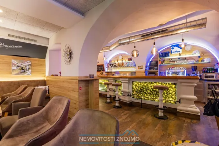 Prodej restaurace, Retz, Znaimerstraße, 200 m2