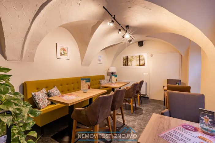 Prodej restaurace, Retz, Znaimerstraße, 200 m2