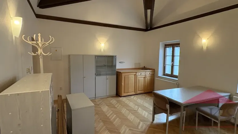 Pronájem kanceláře, Sušice - Sušice I, náměstí Svobody, 22 m2