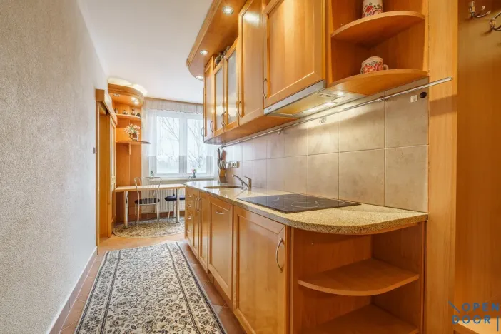 Prodej bytu 3+1, Karlovy Vary, Krušnohorská, 64 m2