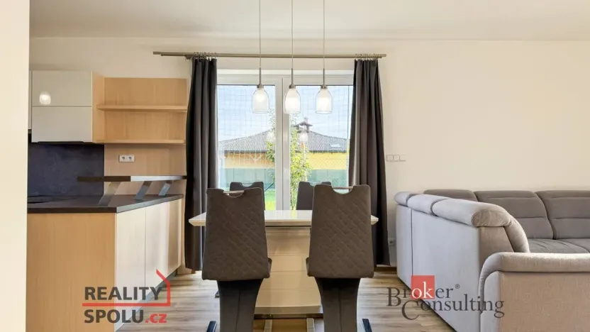 Pronájem rodinného domu, 114 m2