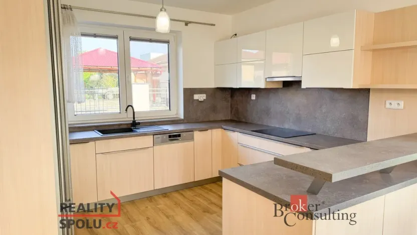 Pronájem rodinného domu, Přelouč, Škroupova, 114 m2