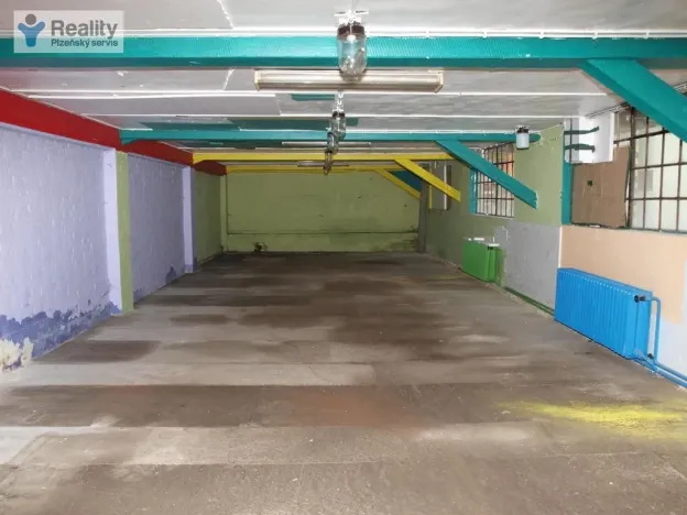 Pronájem skladu, Plzeň - Východní Předměstí, Úslavská, 142 m2