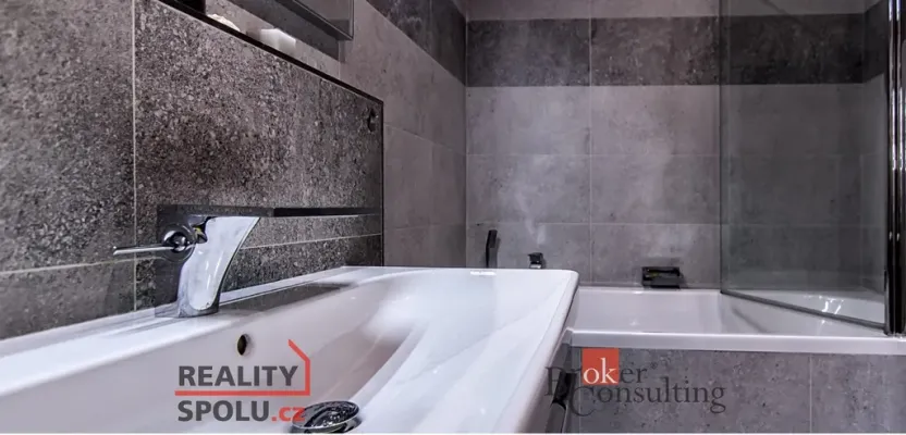 Pronájem bytu 3+1, Hradec Králové - Pražské Předměstí, Habrmanova, 91 m2