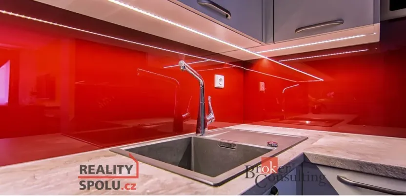 Pronájem bytu 3+1, Hradec Králové - Pražské Předměstí, Habrmanova, 91 m2