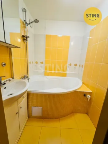 Pronájem bytu 2+1, Rožnov pod Radhoštěm, 5. května, 56 m2