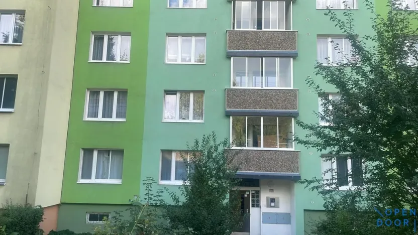 Pronájem bytu 2+1, Chomutov, Školní pěšina, 66 m2