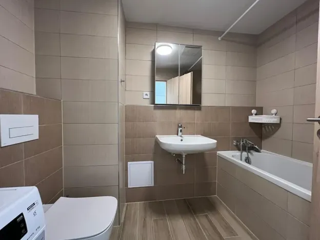 Pronájem bytu 1+kk, Slaný, Lázeňská, 35 m2