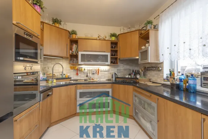 Prodej rodinného domu, Unhošť, V Topolech, 151 m2