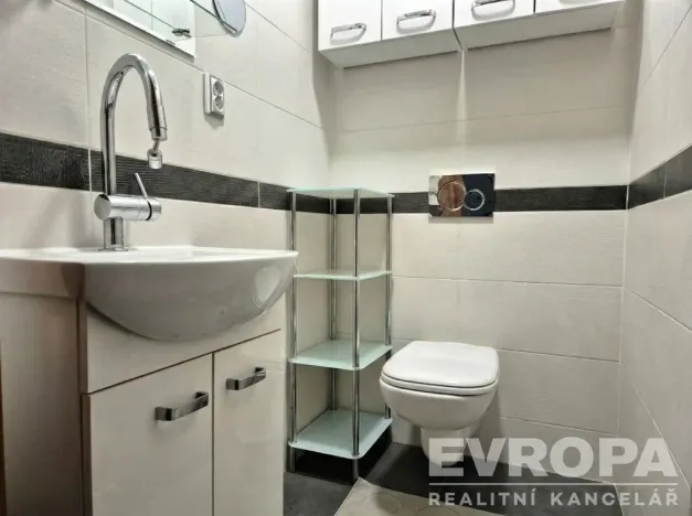 Prodej bytu 4+kk, Praha - Radotín, Na Krupičárně, 96 m2