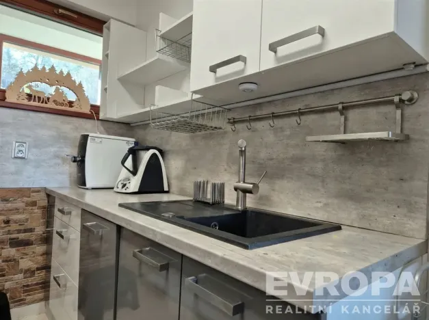 Prodej bytu 4+kk, Praha - Radotín, Na Krupičárně, 96 m2