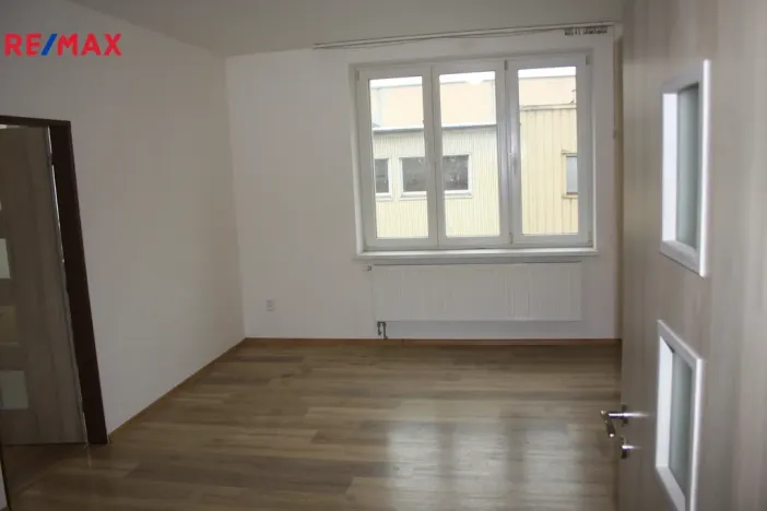 Pronájem bytu 2+1, Strakonice - Strakonice II, Komenského, 60 m2