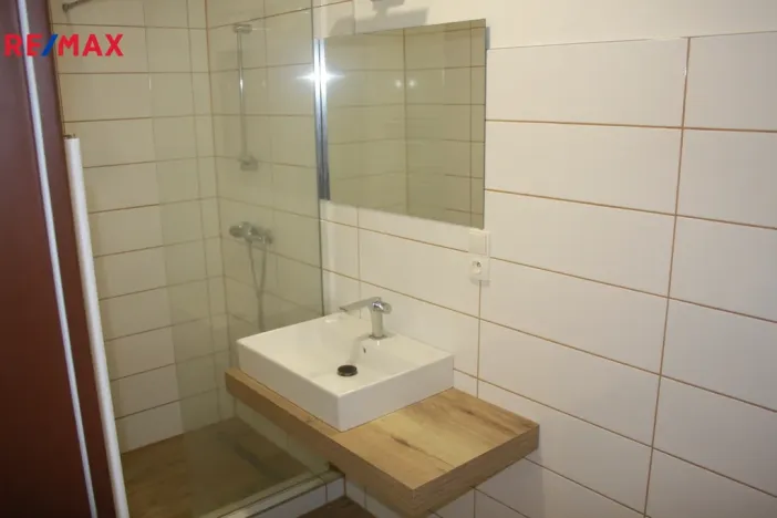 Pronájem bytu 2+1, Strakonice - Strakonice II, Komenského, 60 m2