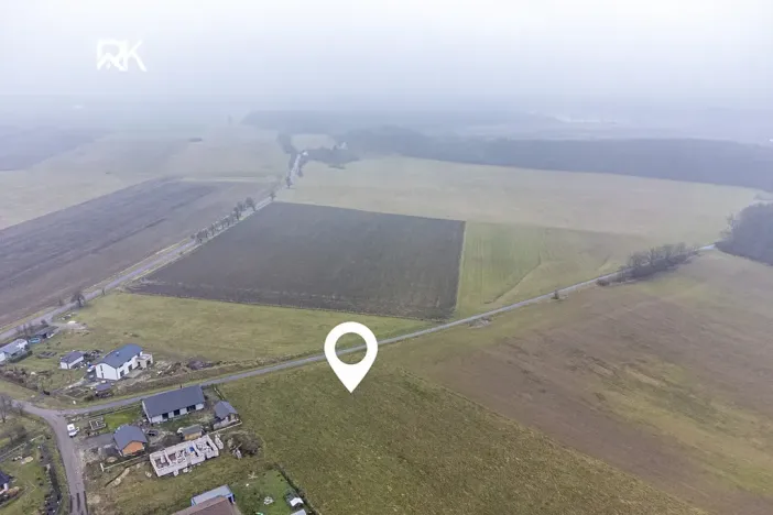 Prodej pozemku pro bydlení, Uhersko, 944 m2