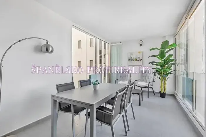 Prodej bytu 3+kk, Torrevieja, Španělsko, 66 m2