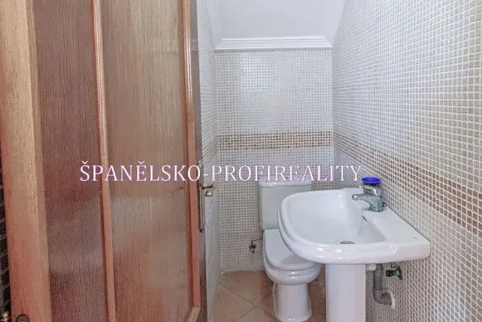 Prodej vily, Torrevieja, Španělsko, 116 m2