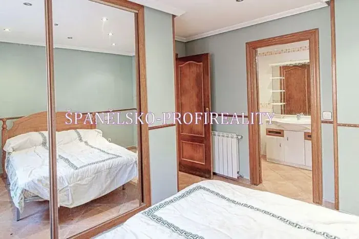 Prodej vily, Torrevieja, Španělsko, 116 m2