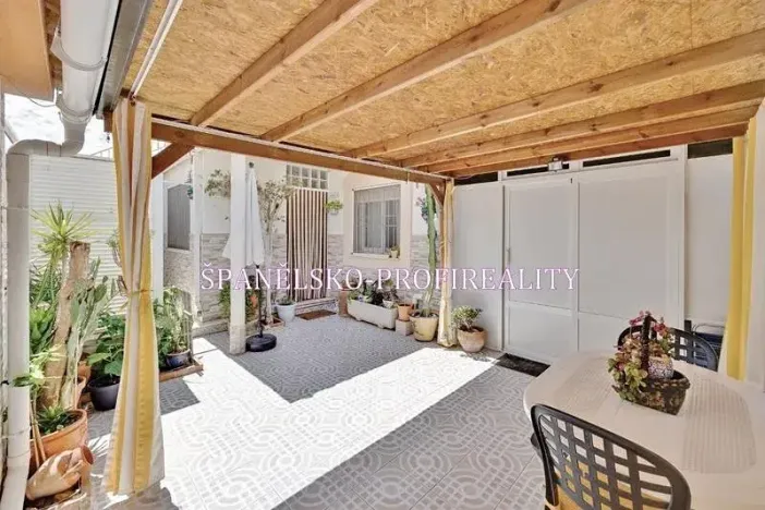 Prodej rodinného domu, Torrevieja, Španělsko, Ronda César Cánovas Girada, 50 m2