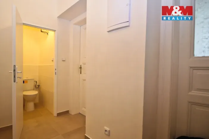 Pronájem bytu 1+1, Praha - Žižkov, Hartigova, 34 m2