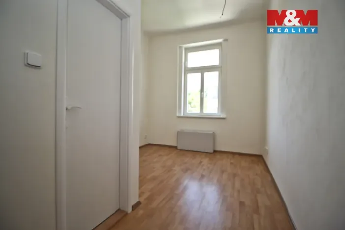 Pronájem bytu 1+1, Praha - Žižkov, Hartigova, 34 m2