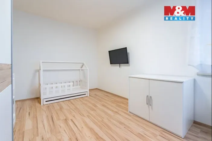 Prodej bytu 3+1, Vyšší Brod, Poschoďová, 92 m2