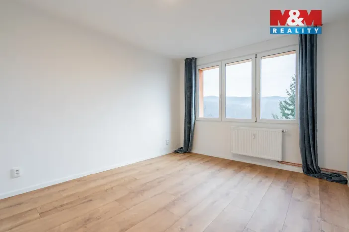 Prodej bytu 2+1, Český Krumlov - Plešivec, Sídliště Plešivec, 57 m2